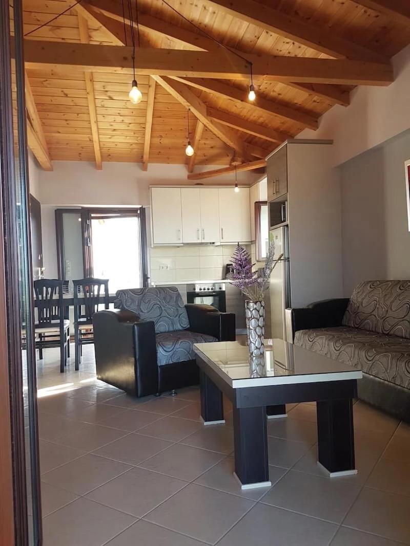 Villa Orestis - Stoupa Seaside Retreats Oda fotoğraf